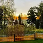 Ekbladh Hotel *