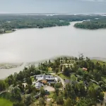 Ekbladh فندق