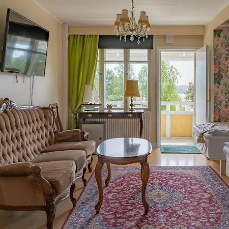 Ekbladh Hotel *