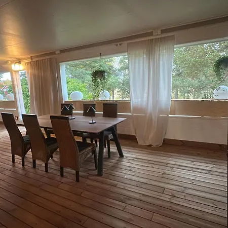 Ekbladh Hotel